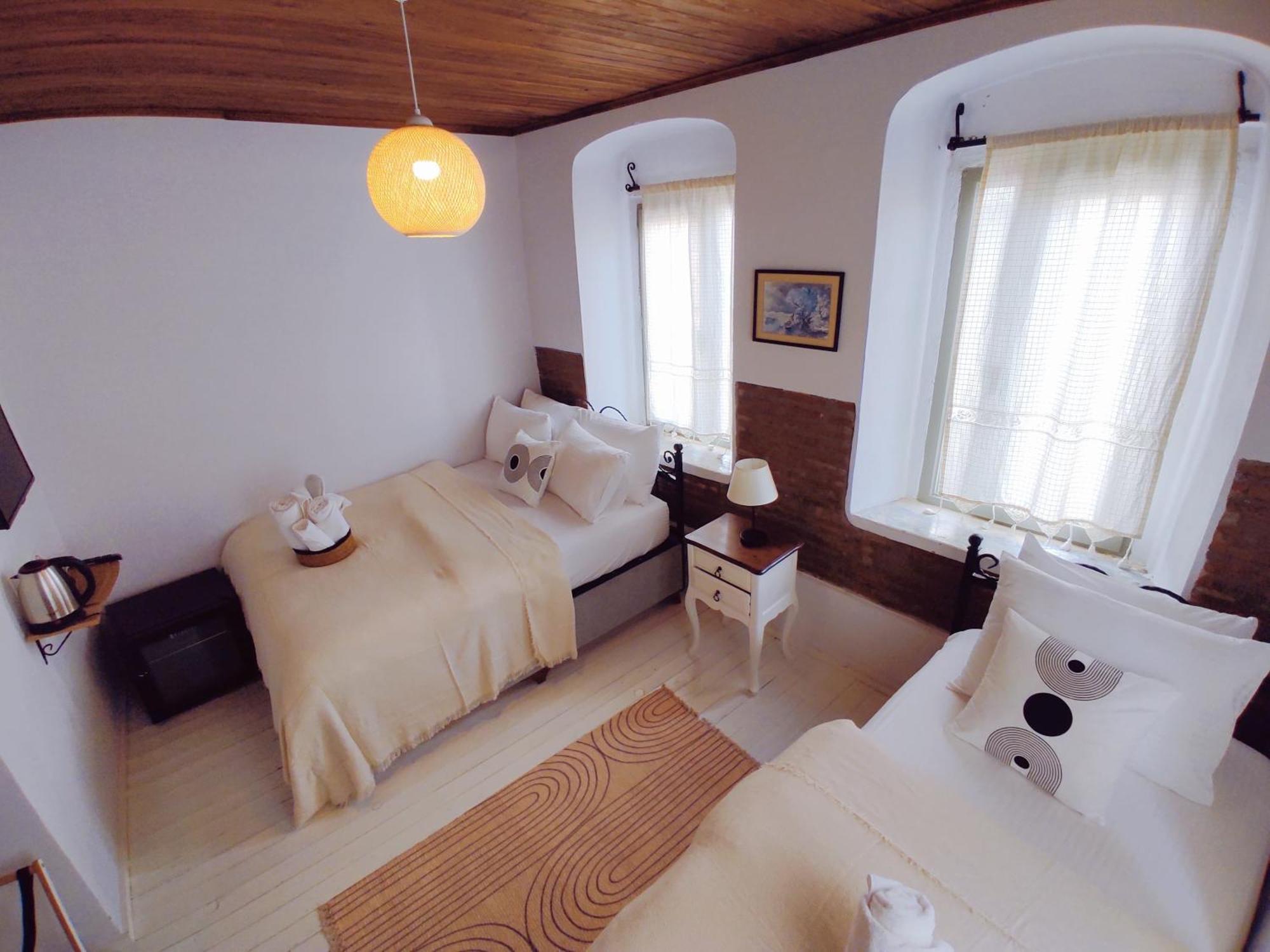Kidoni Macaron Guesthouse Ayvalı エクステリア 写真