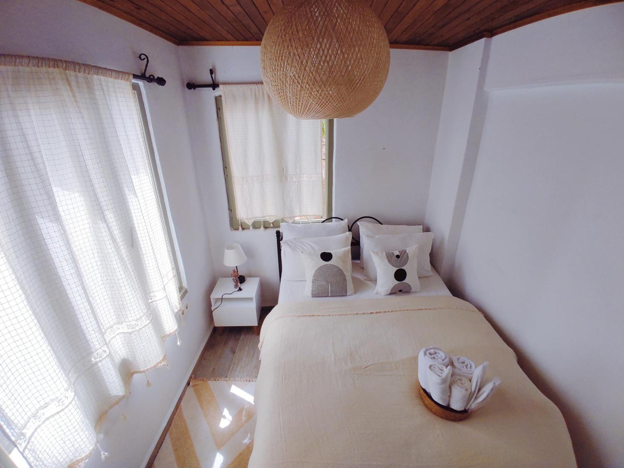 Kidoni Macaron Guesthouse Ayvalı エクステリア 写真